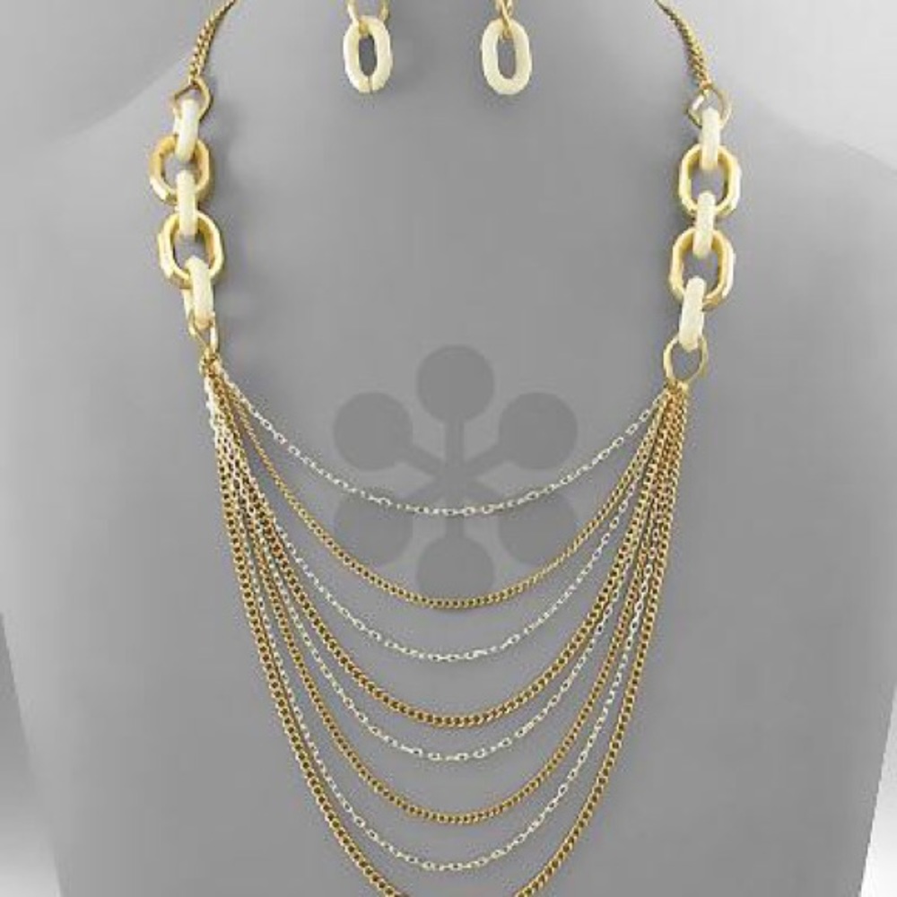 Beautiful long gold necklace with earrings